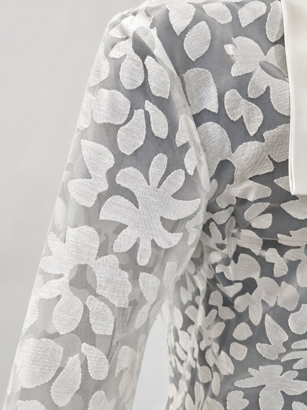 Martana Claude Montana Paris Sheer Floral Bow Blouse Size 42 Ivory White - Picture 5 of 10